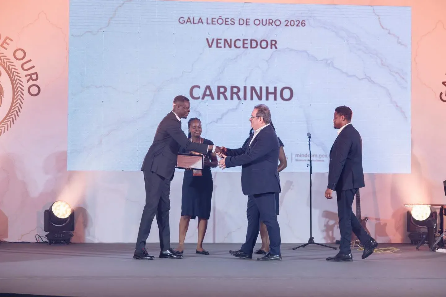 Grupo Carrinho distinguido como melhor expositor na categoria de alimentação e bebidas da FILDA 2026