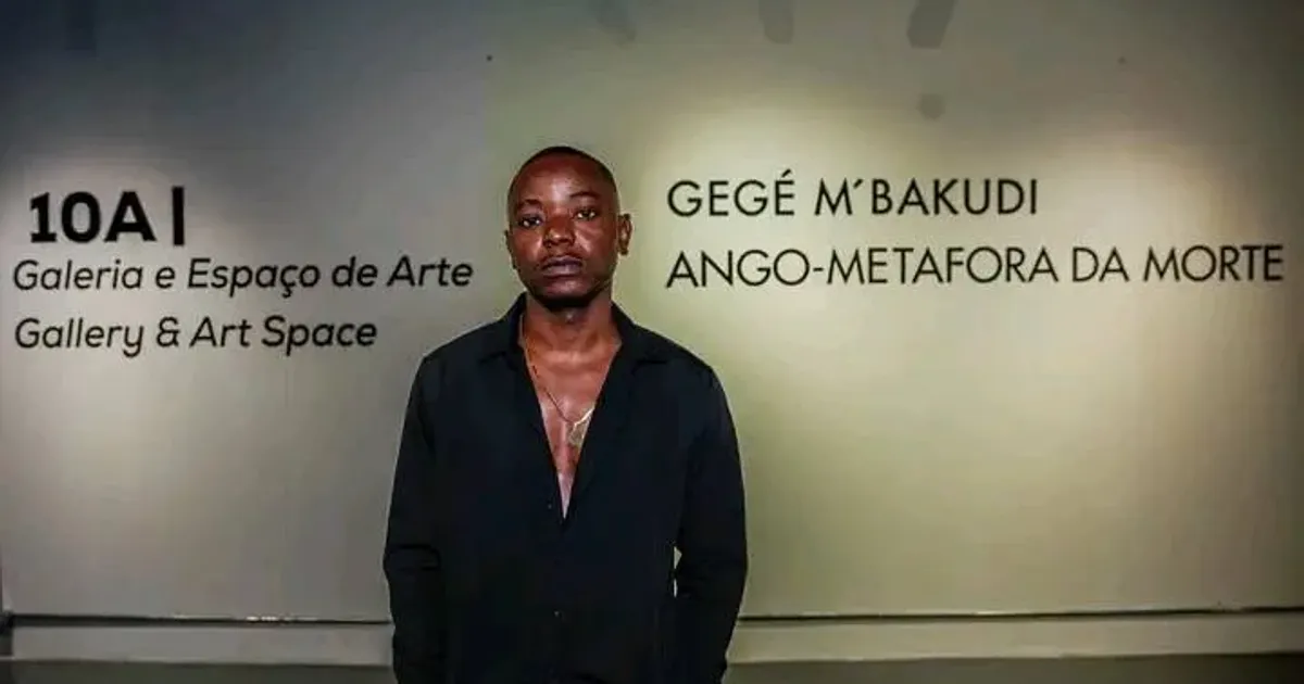 Gegé M’Bakudi expõe “AngoMetafora da Morte” na província de Benguela