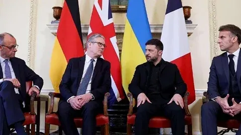 Encontro entre Zelensky e a presidente da Comissão Europeia ocorreu num clima tenso, diz mídia