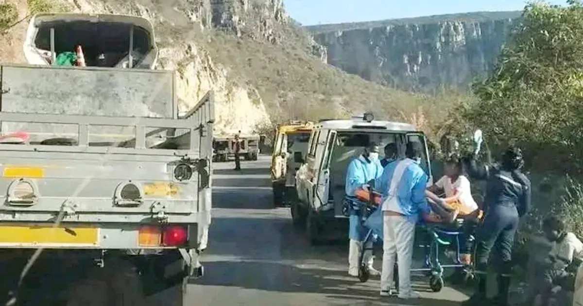 Acidente de viação deixa mais de 15 mortos e 23 feridos na Serra da Leba