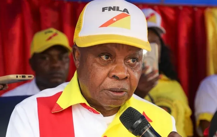 TC chumba prolongamento do mandato de Nimi a Simbi e manda realizar congresso na FNLA