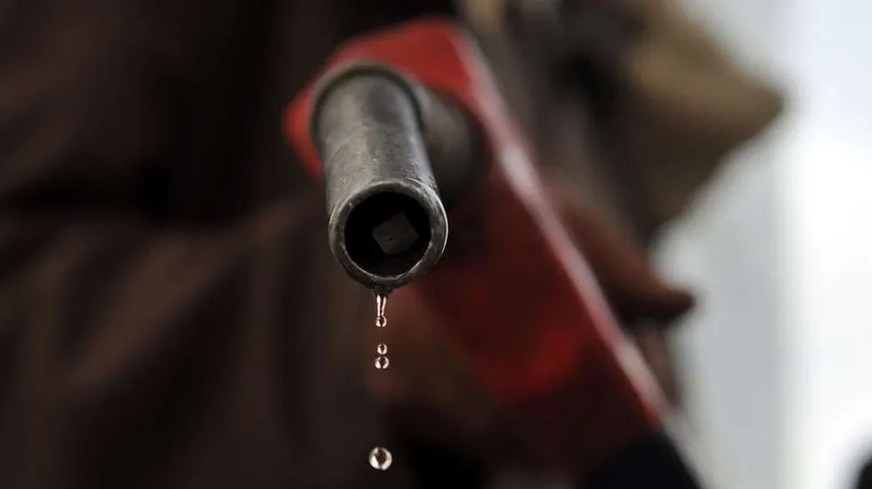28 de Outubro: Angola gastou 1,08 mil milhões USD a importar combustíveis no 3.º trimestre de 2026