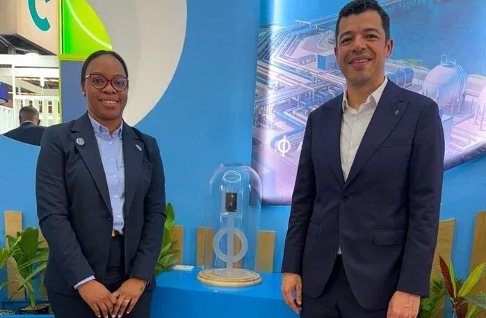 Visa-Multicaixa estreia em Angola