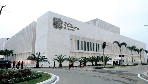 Bienal de Luanda arranca com debate sobre governação da água em África