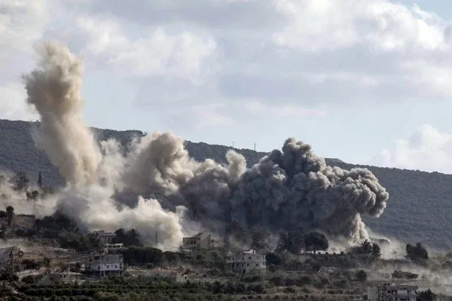 Israel intensifica ataques no sul do Líbano e deixa rasto de morte e destruição