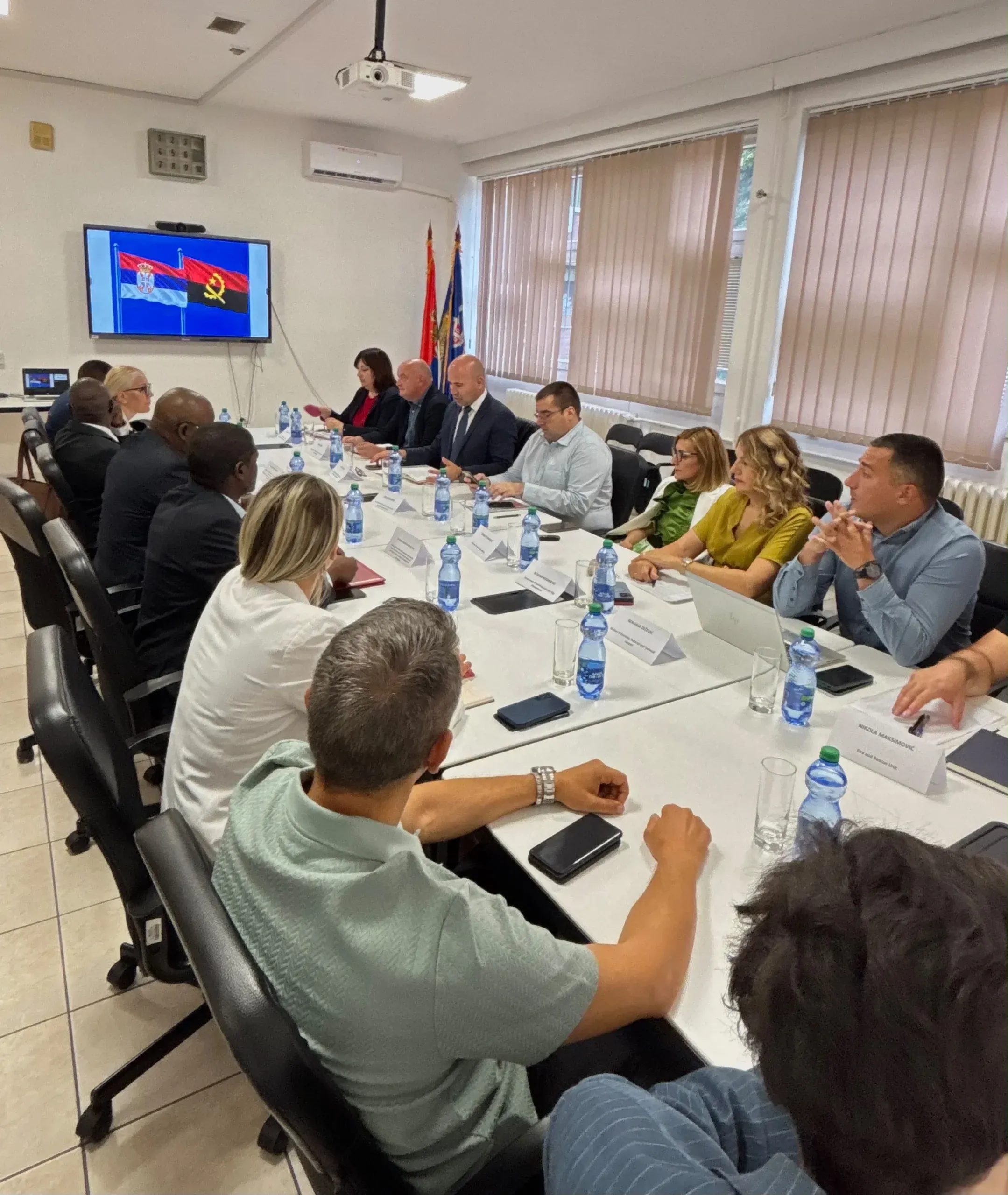 Angola e Sérvia aprofundam cooperação no domínio da protecção civil