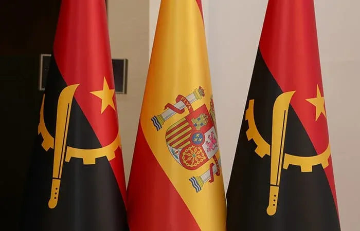 Angola e Espanha analisam reforço da cooperação no sector marítimo