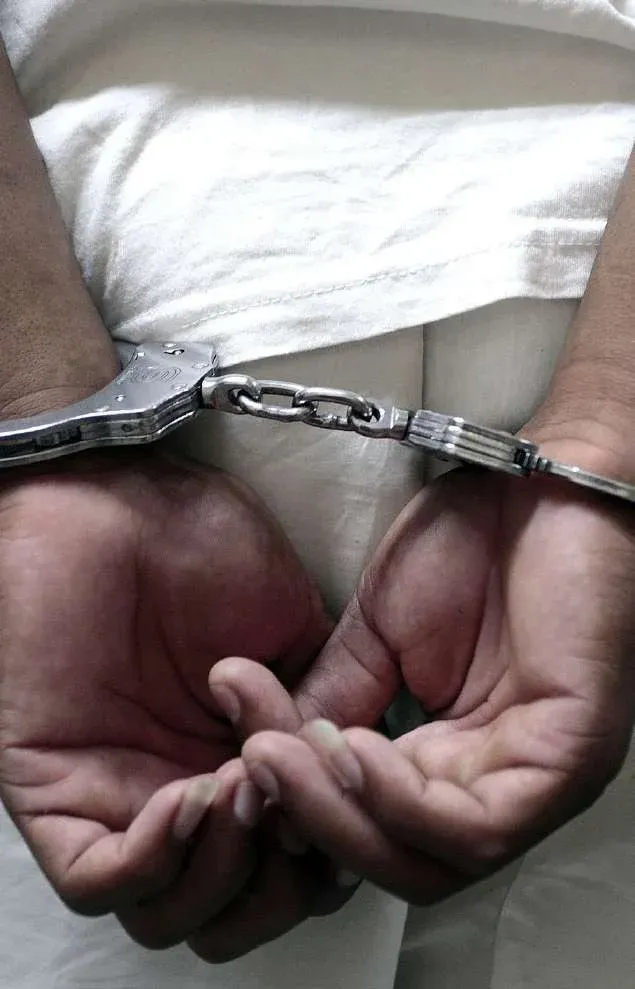 Pai que tentou violentar a filha na hospedaria arrisca-se à pena de até três anos de prisão