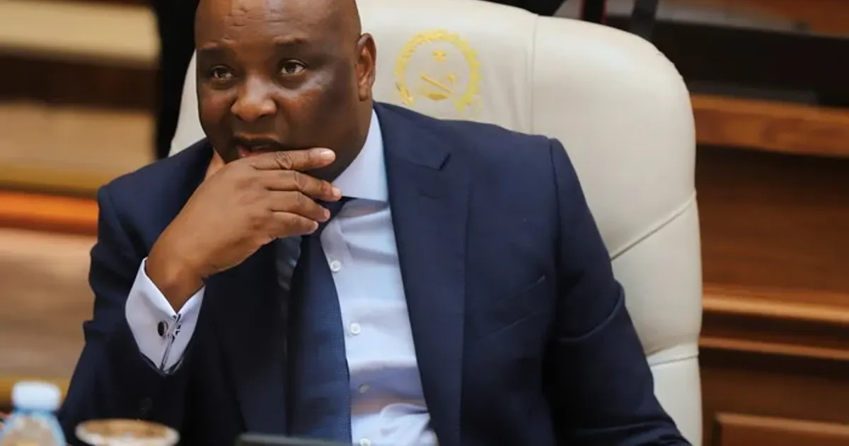 Angola e Namíbia reforçam cooperação no domínio das infra-estruturas rodoviárias