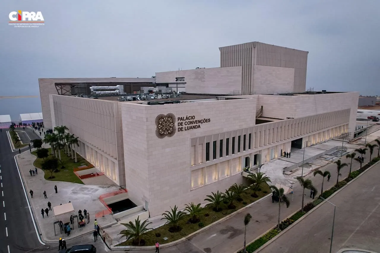 Governo quer tornar Palácio de Convenções de Luanda uma referência em África