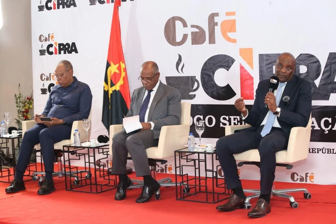 Custo médio da construção de estradas em Angola regista redução
