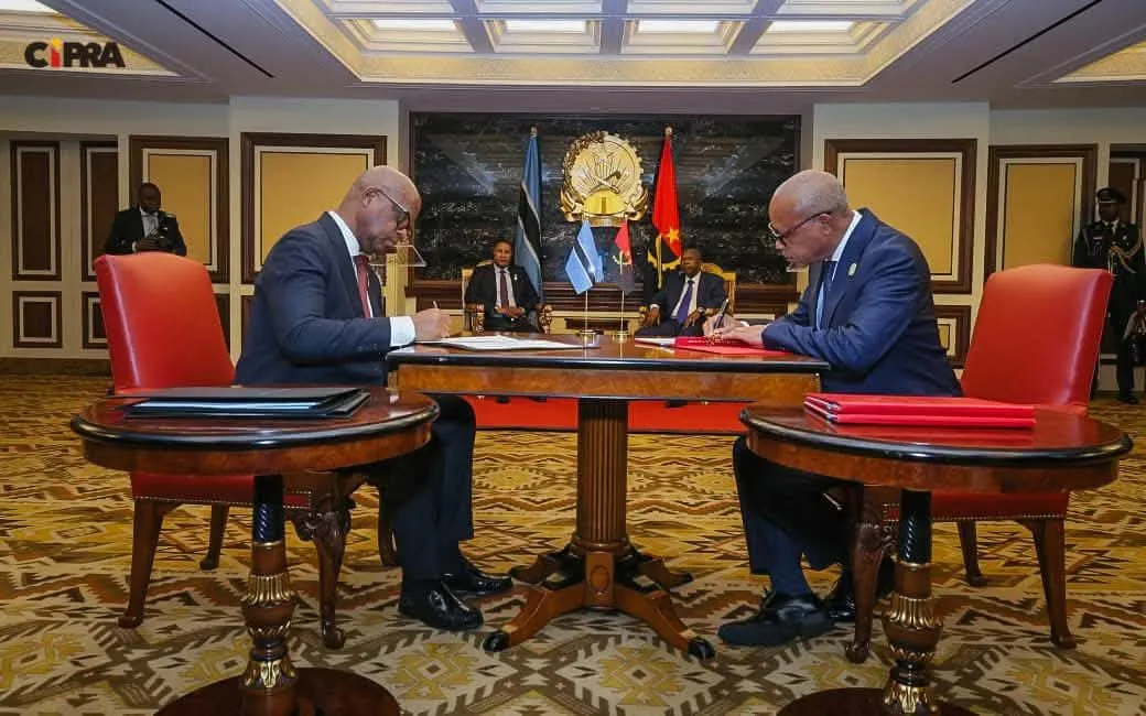 Angola e Botswana reforçam cooperação com assinatura de três instrumentos jur...