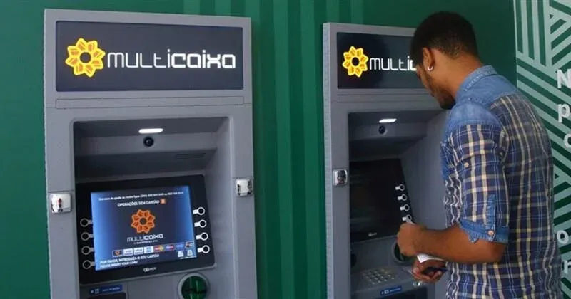 Clientes com cartões Multicaixa passarão a pagar 20 kwanzas por operação no ATM