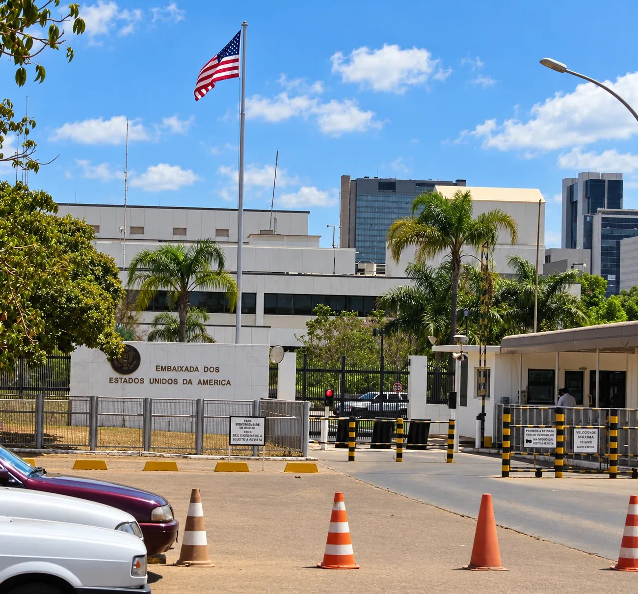Embaixada dos EUA em Angola abre vaga de emprego para assistente de vistos