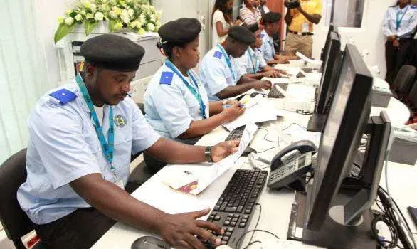 SME lança a 5 de Novembro programa para regularizar situação migratória de trabalhadores estrangeiros