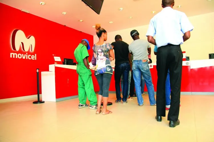 Movicel perde quase 80% dos clientes e depende de injecção de capital do Estado