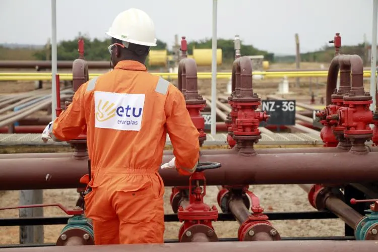 ETU Energias bloqueia entrada de operadores internacionais e fica a um passo de mandar nos blocos 14 e 14k