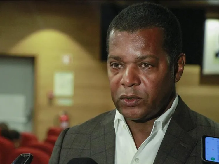 Angola encaixa menos 2,701 milhões USD com a venda de diamantes