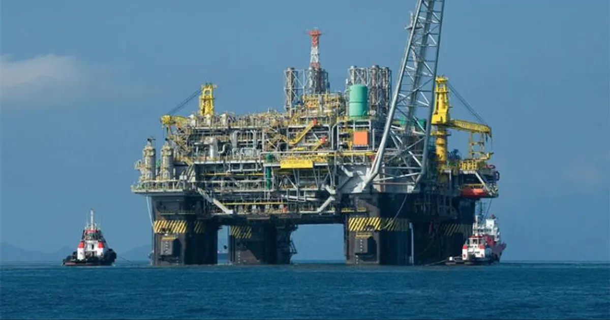 Produção petrolífera com perspectiva “muito negativa” até 2032