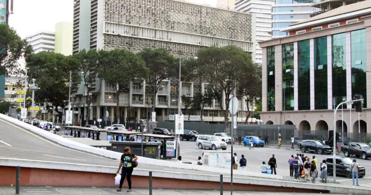 Angola distinguida na lista de países lusófonos com retrocessos democráticos