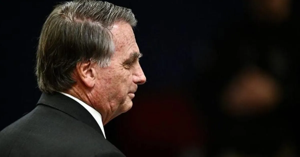 Supremo brasileiro condena Bolsonaro a mais de 27 anos de prisão