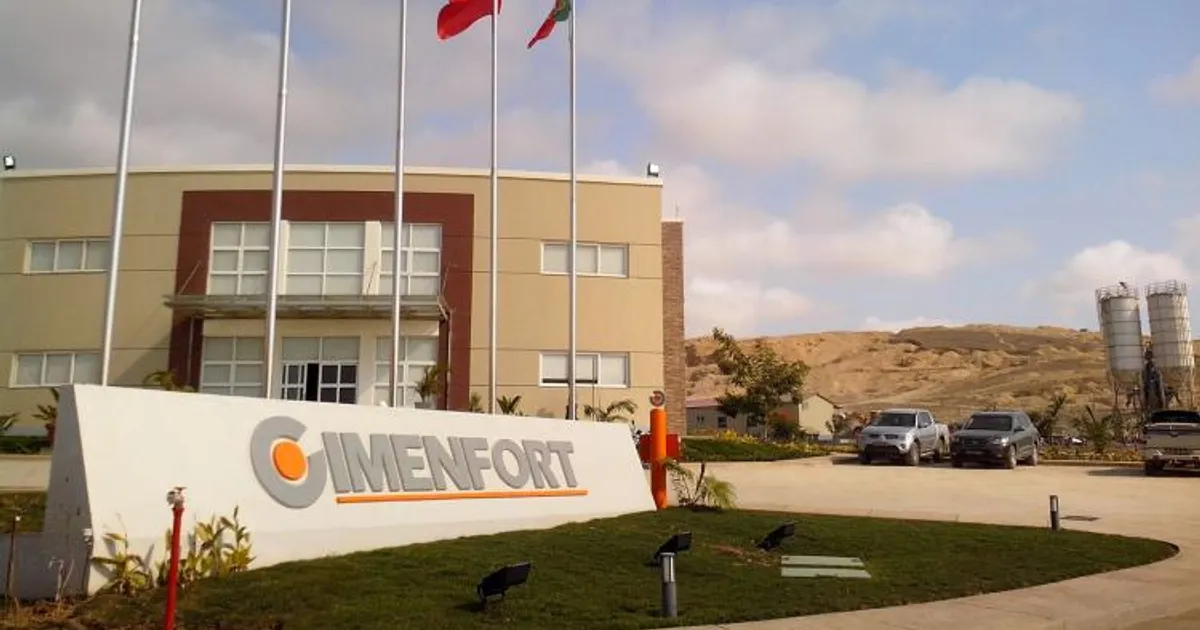 Cimenfort reduz produção de cimento para os 35% da capacidade instalada