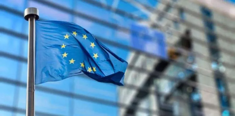 Governos da UE travam plano de Bruxelas para uniformizar custos das redes eléctricas