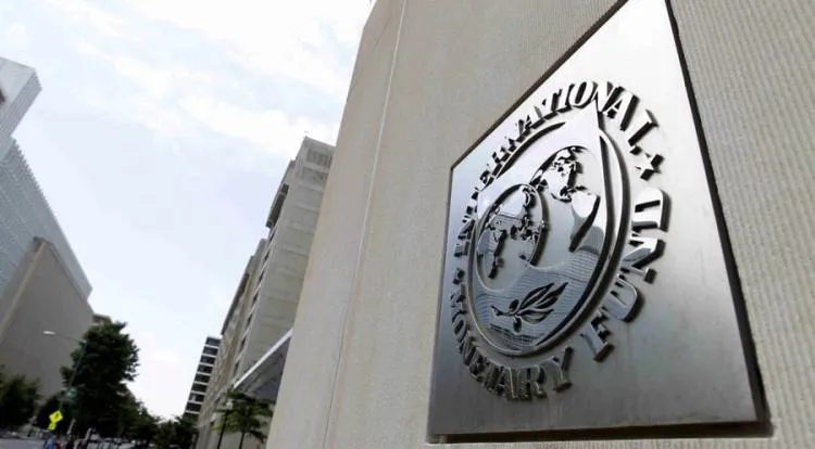 FMI revê em alta crescimento mundial para 3,1% em 2026, impulsionado pela inteligência artificial