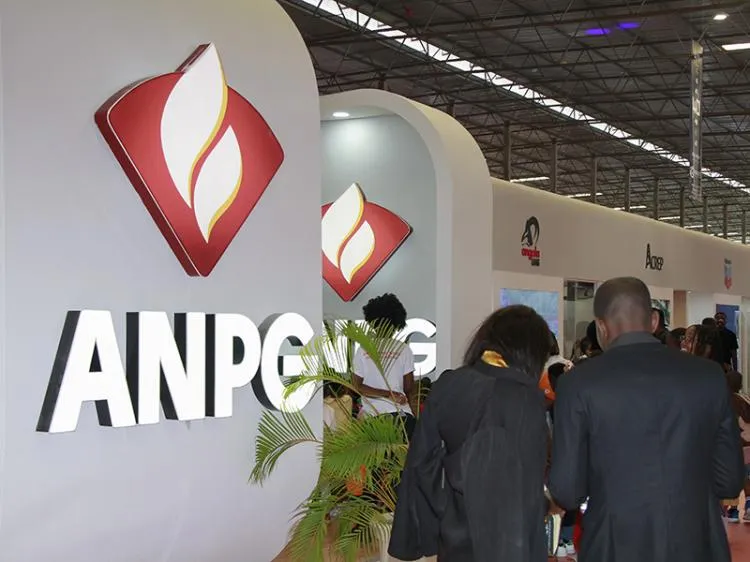 Paragem de manutenção afunda produção da ANG em mais de 63% em Agosto