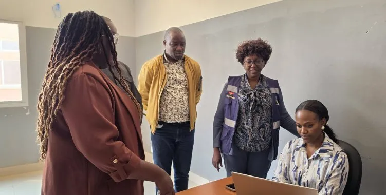 Moxico Leste tem mais de 40 mil candidaturas ao concurso da Saúde e Sílvia Lutucuta apela a processo transparente