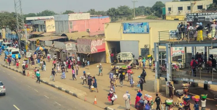 Saldo comercial da balança de pagamentos caiu para 38,30 por cento em Junho