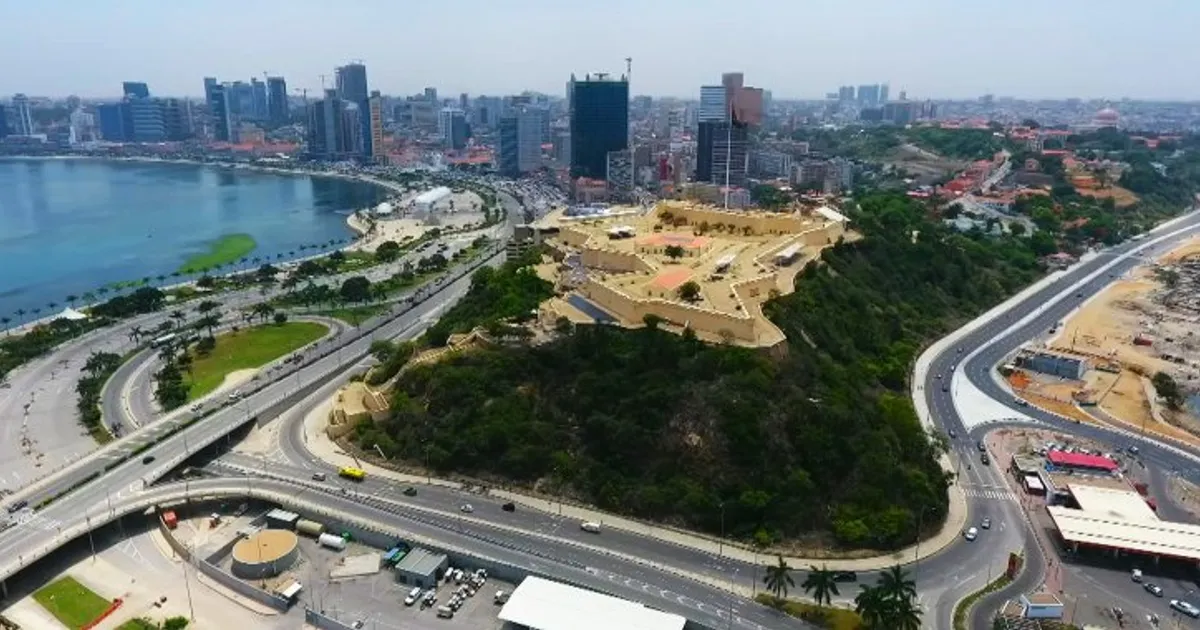 “Angola é hoje um arquipélago com algumas ilhas de riqueza e um oceano de pobreza”, afirma juiz jubilado do TC