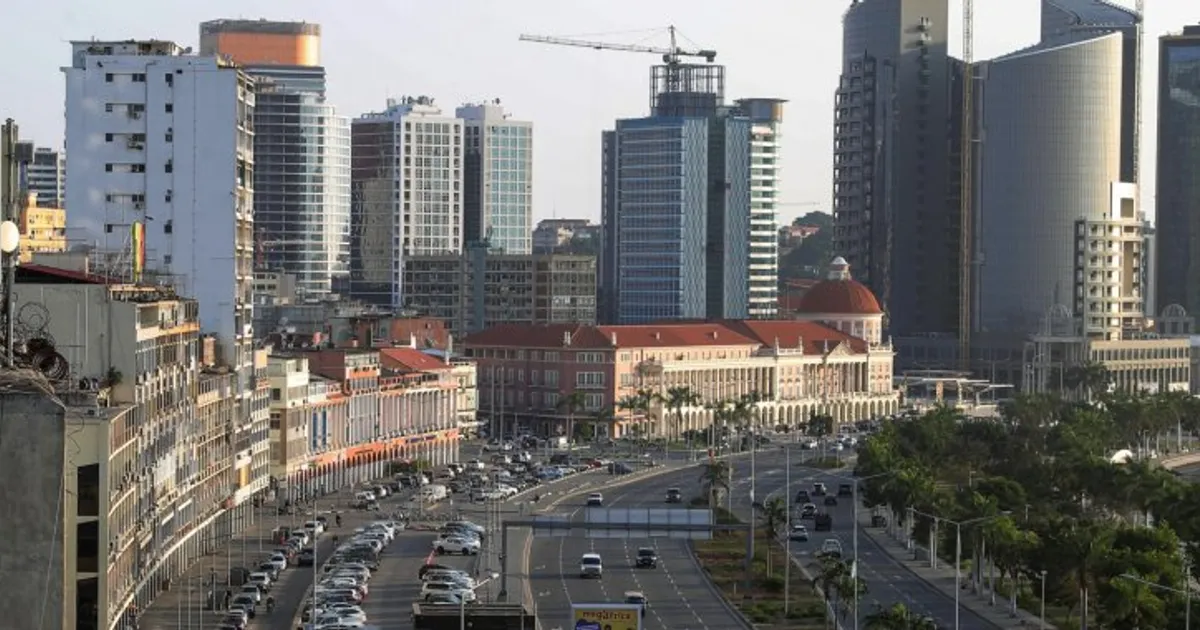 Angola progrediu na economia e estagnou na política pós Eduardo dos Santos, dizem investigadores