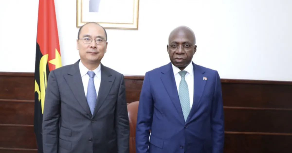 Angola e China acordam organização de encontro empresarial em Luanda