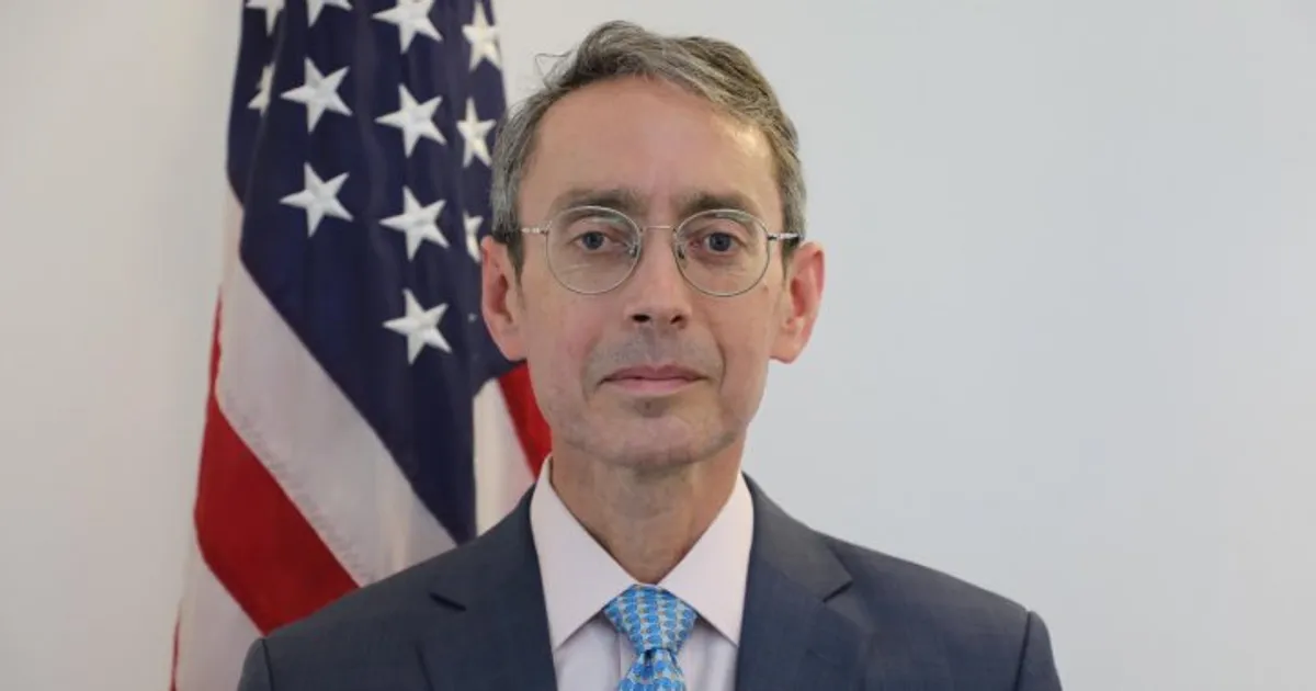 Diplomata norte-americano escusa-se a comentar restrições de vistos a lusófonos