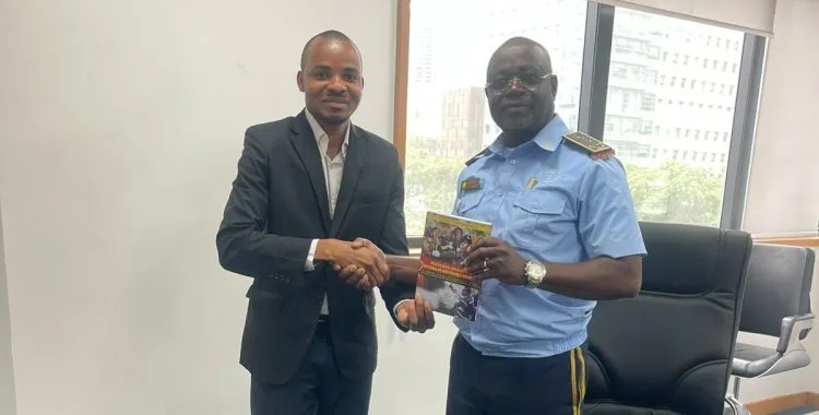 Comandante Nacional do SPCB recebe autor da obra 'Psicologia Aplicada ao Sistema de Segurança Nacional'