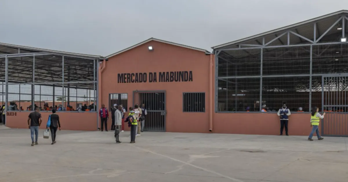 Mercado da Mabunda reabre com nova ‘cara’ após cinco meses em requalificação