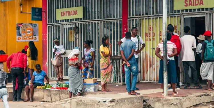 Inflação em Angola volta a desacelerar mantendo trajectória de um dígito