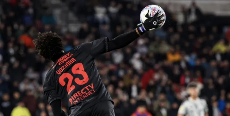 Guarda-redes cabo-verdiano Vozinha estreia-se em vitória do Colo-Colo
