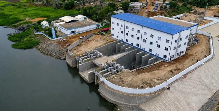 Governo promete água à maior parte de Luanda a partir do início de 2027